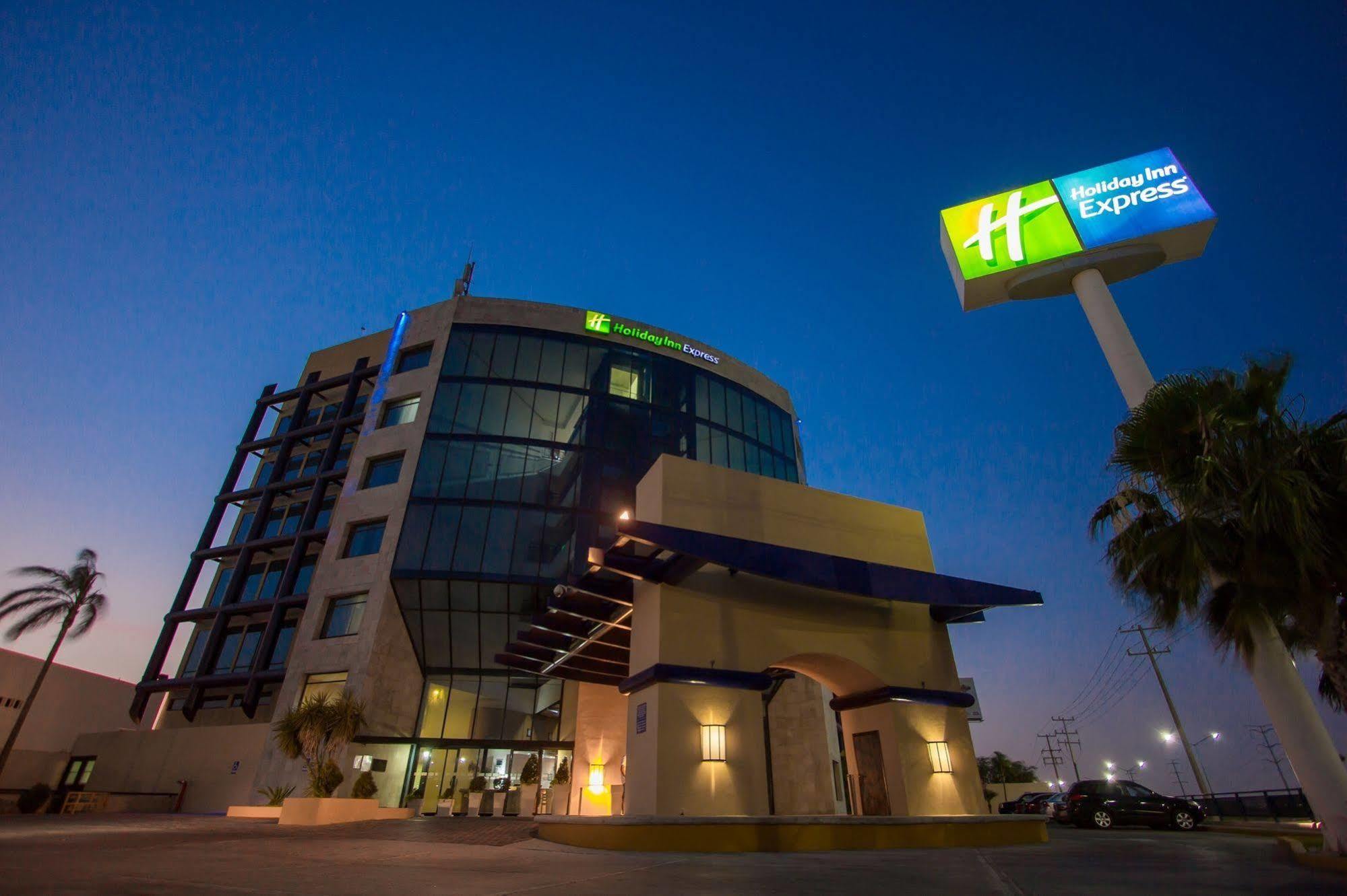 Holiday Inn Express Nuevo Laredo By Ihg Luaran gambar
