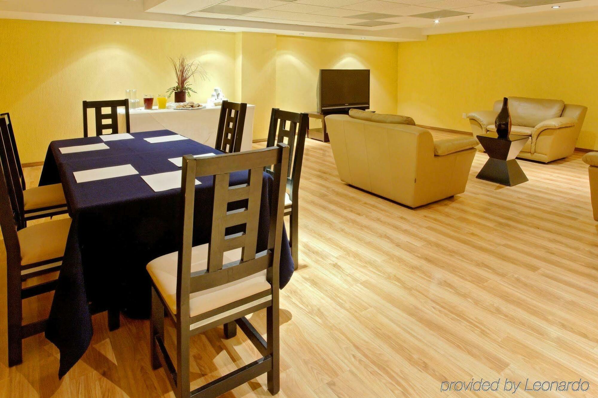 Holiday Inn Express Nuevo Laredo By Ihg Luaran gambar